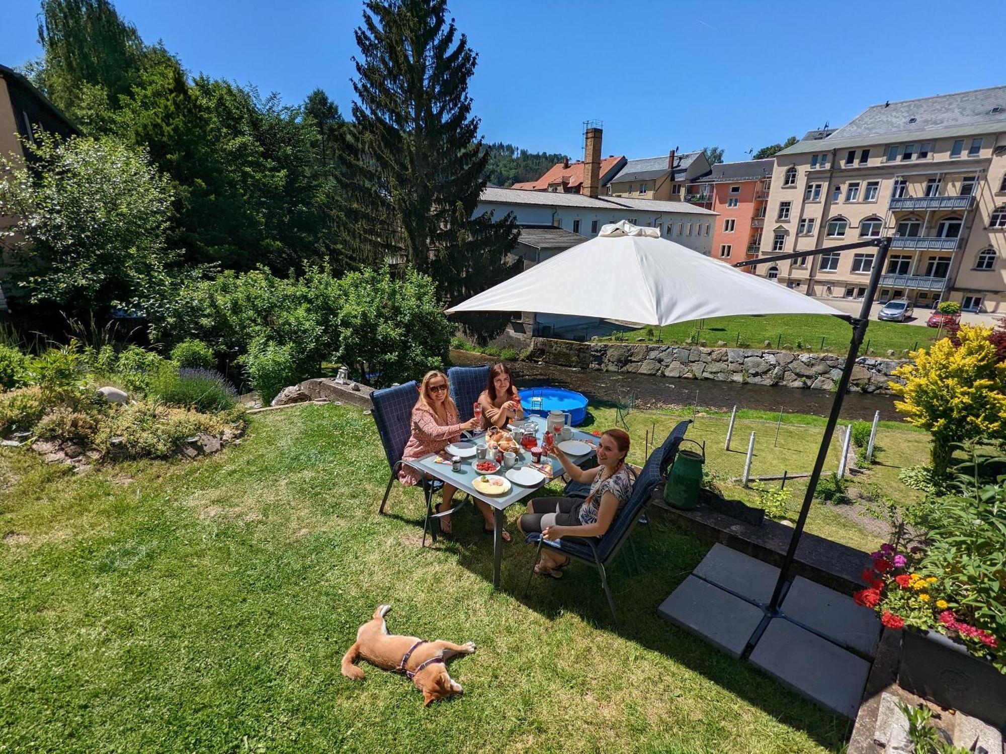 Hw2B - Urlaubsmagie - Wohlfuehlwohnung Mit Balkon, Pool, Sauna & Terrasse Зебніц Екстер'єр фото